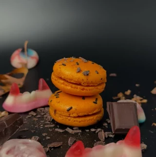 Des macarons ou un sort ? 😈🎃

Nos douceurs d’Halloween sont prêtes à ensorceler vos papilles 👻💜
Que cette journée soit remplie de gourmandises ! 

#Macarons #Halloween #Gourmandise #Peur